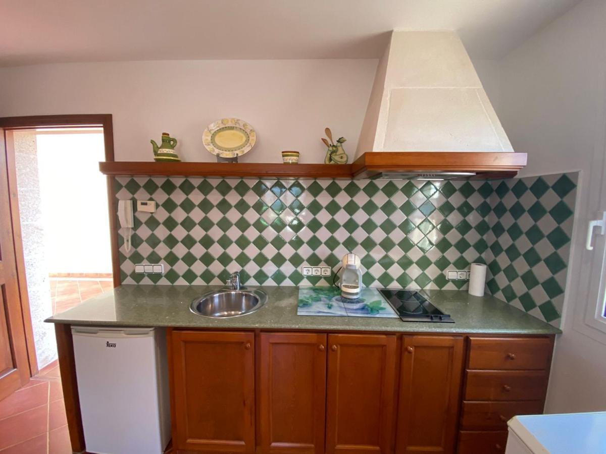 Villa Victoria Sa Caleta Eksteriør bilde